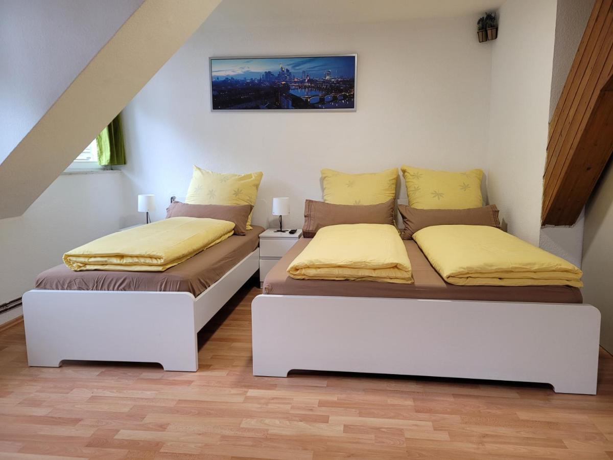 Apartment Am Schlosspark Bis 2 Personen Wiesbaden